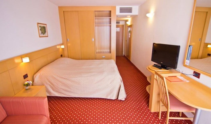 Valamar Carolina Hotel & Villas 9
